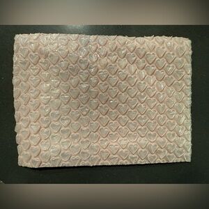10 count - Heart Patterned Pink Bubble Pouch Protector 5.9 x 7.9 “